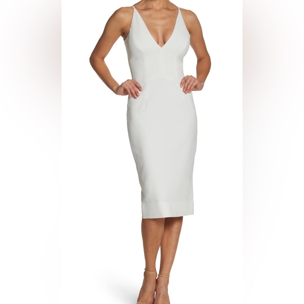 Dress the population white dress! Perfect for engagement photos 🤍